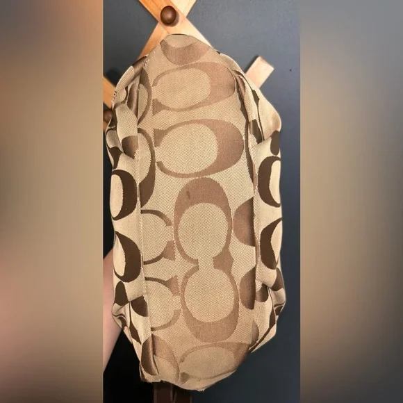 Coach Y2K Signature C Canvas Hobo Bag -EUC- F1257-F15067 - Picture 11 of 16